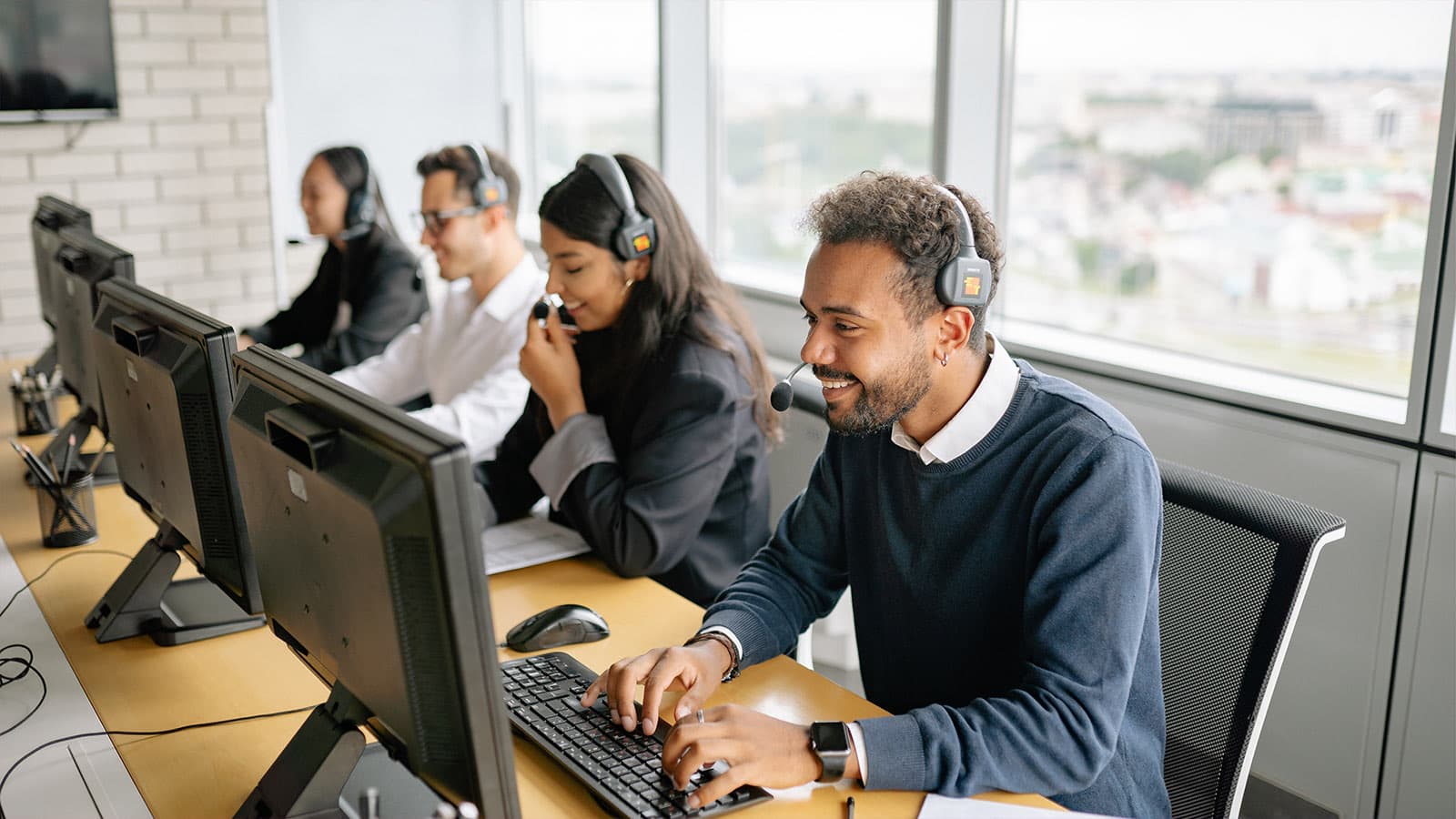 AI customer support agents on a coral gradient
